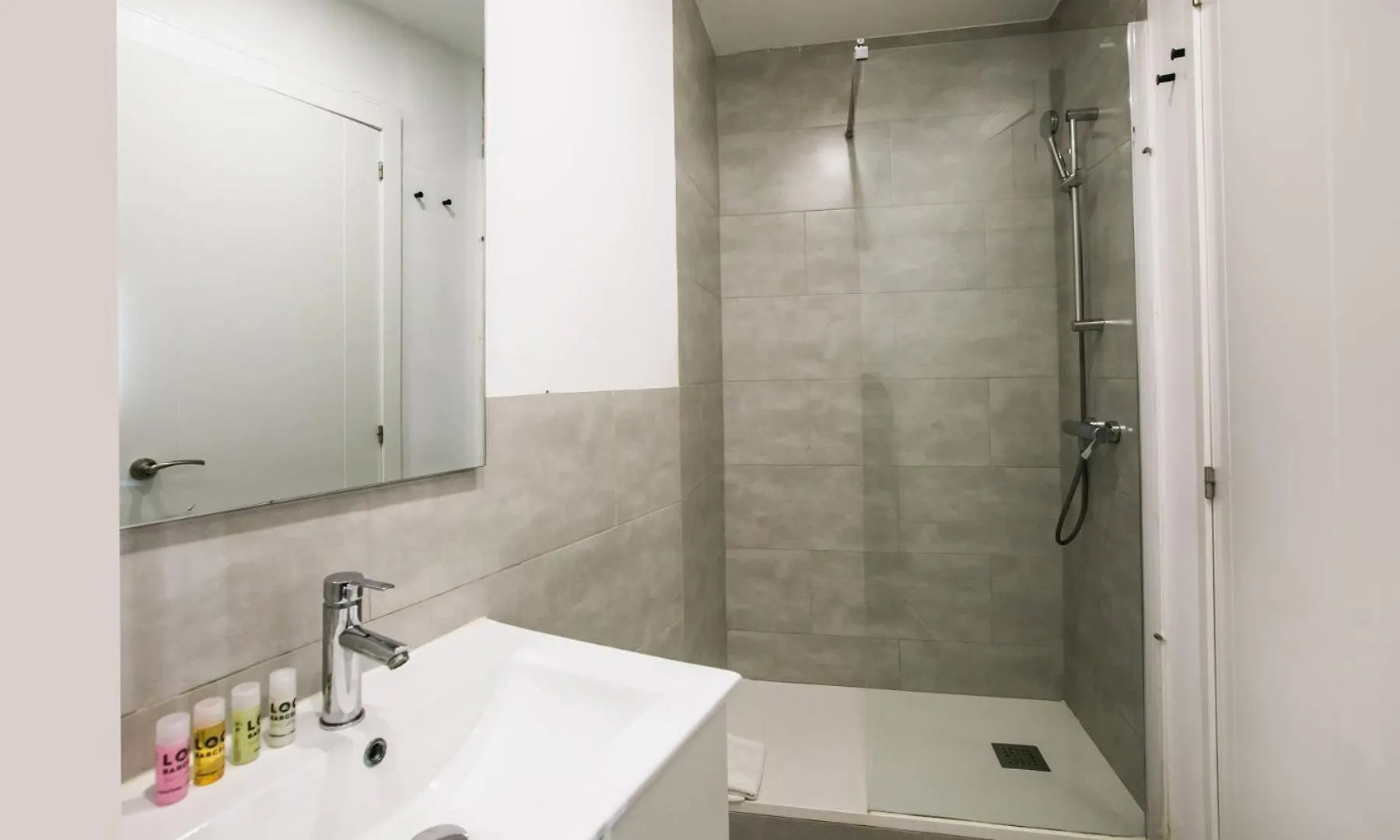 巴塞罗那31Ara1092- Newly Refurbished 2Br Flat In The Gothi公寓
